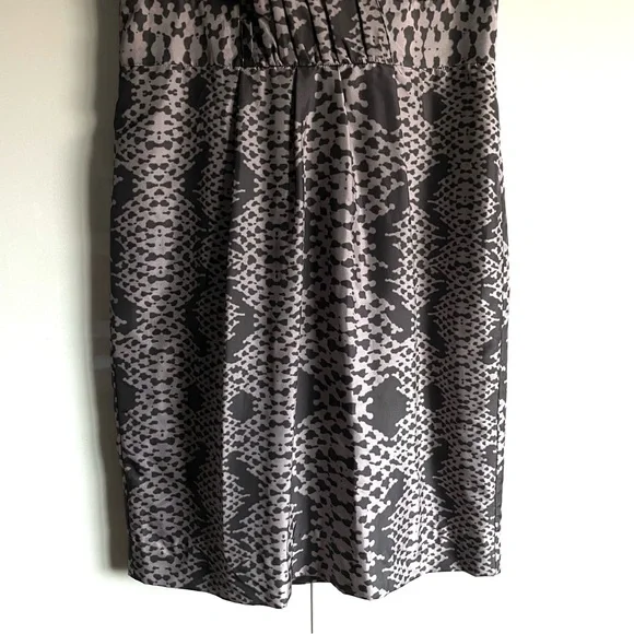 NWT Banana Republic Silk Snake Print Sheath Dress Career Cocktail Size 10 - Picture 8 of 11